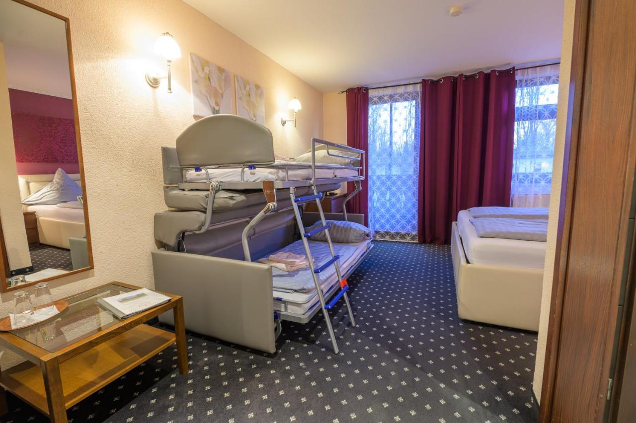 Kastenauer Hof Rosenheim Buitenkant foto